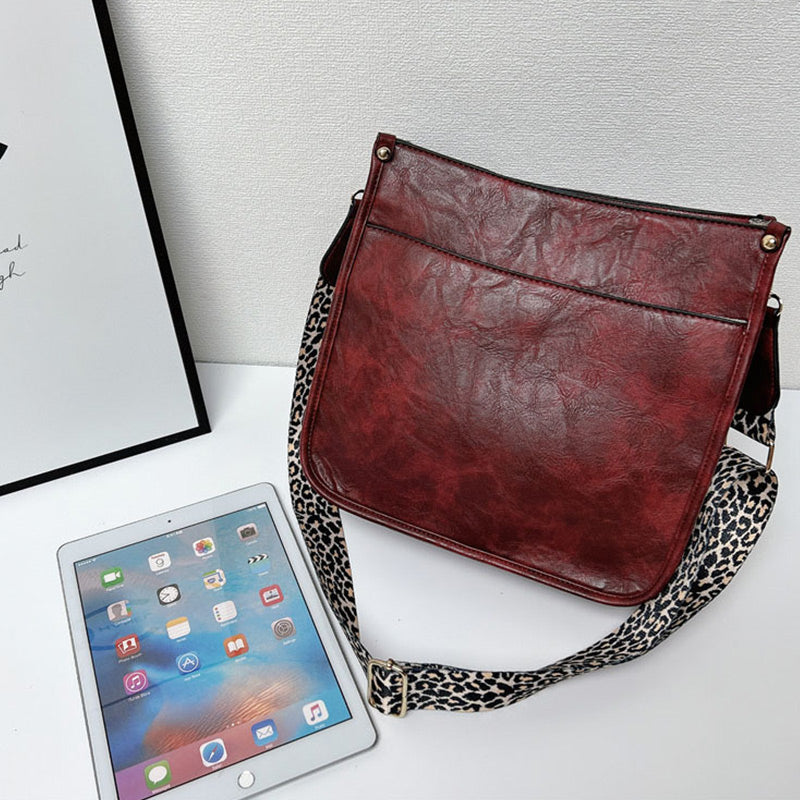 Nellie's| Leather Shoulder Bag with Colorful Strap