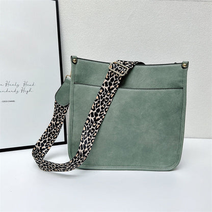 Nellie's| Leather Shoulder Bag with Colorful Strap